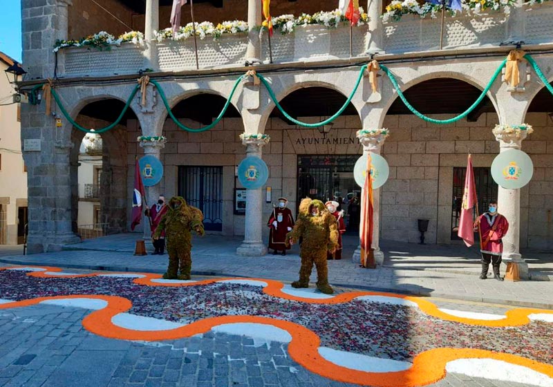 Corpus Christi y Hombres de Musgo
